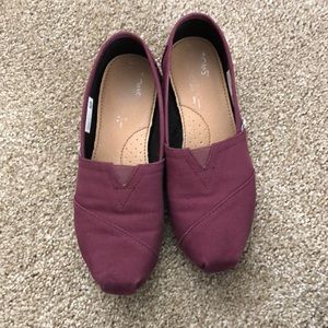 Burgundy Toms 7